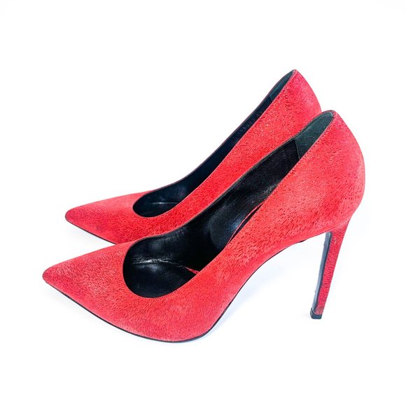 Saint Laurent Textured Suede Leather Pumps - Picture 3 of 6